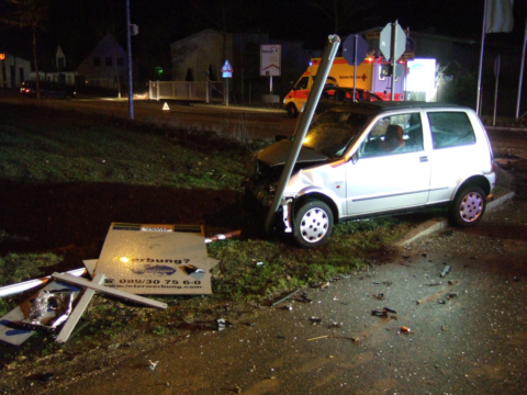 beschädigtes Unfallfahrzeug