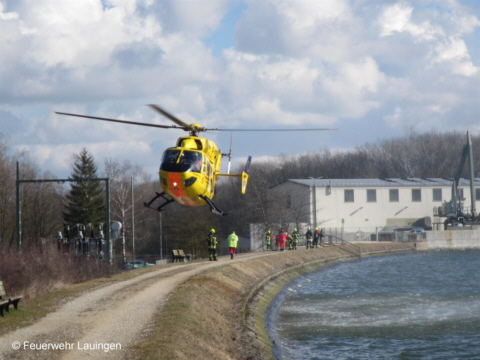 Abtransport der Verunglückten mit dem Rettungshubschrauber