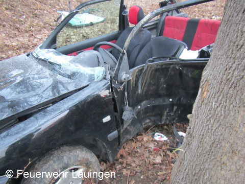 Beschädigtes Unfallfahrzeug