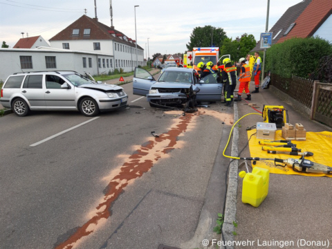 Entfernen der Türen vom Unfallfahrzeug